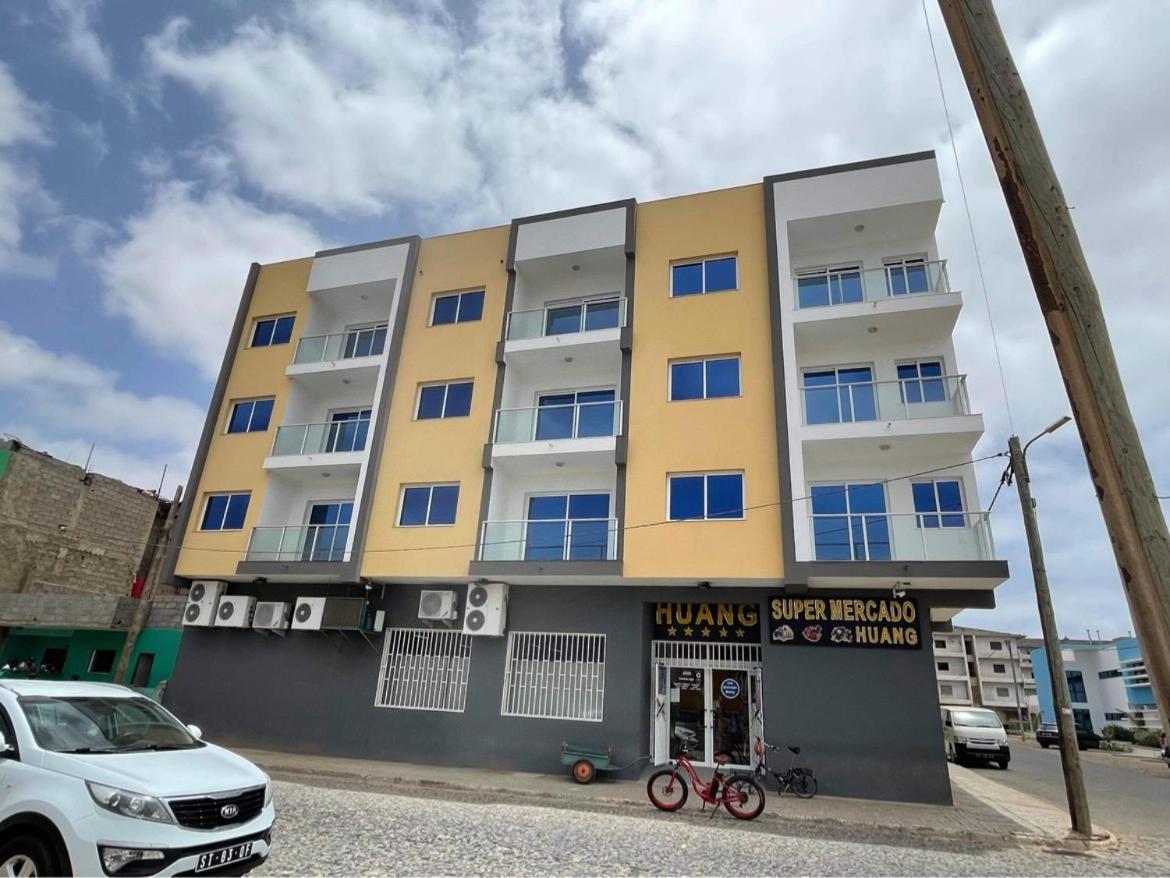 Appartamento Bright, Luxury And Modern Less Than 500M -Beach Santa Maria Esterno foto